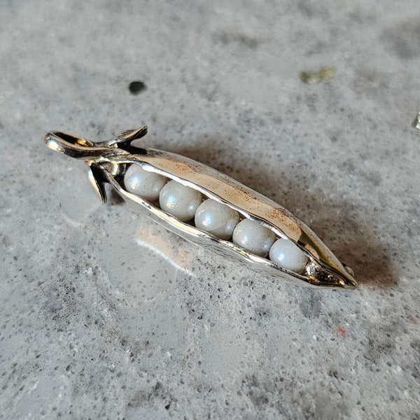 Vintage Pearl Pea Pod Pin 24K Gold on Sterling Silver Vermeil and 5 Pearl English Baroque Reproduction Pin Brooch Made in England