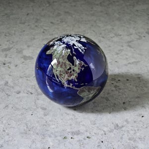 Lundberg Art Glass Globe Paperweight - Etsy