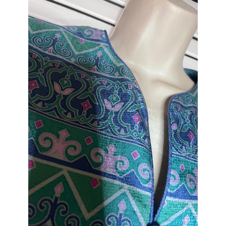 Vintage 90s Adrianna Papell Silk Blouse Paisley Print Button Front Top Size 10 image 3