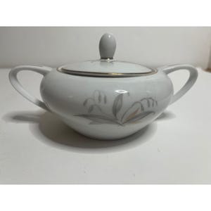 Kaysons Fine China Sugar Bowl Lid Golden Rhapsody Pattern Gold Trim