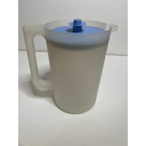 Tupperware Pitcher Blue  Push Button Lid Vintage