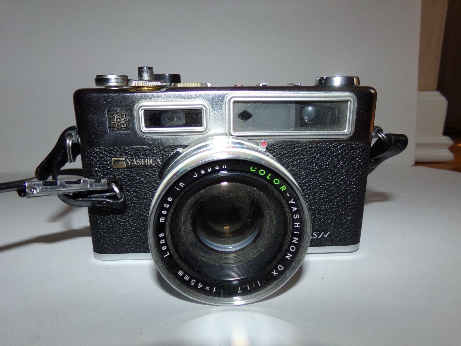 ファインダー清掃済み YASHICA 35 GX フィルムカメラ 実写済 ファインダー清掃済み YASHICA 35 GX フィルムカメラ 実写済