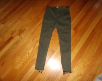 Vintage Free People Army green pull on leggings frayed hems S EUC