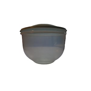Vintage Tupperware 12 cup mixing bowl aqua lid