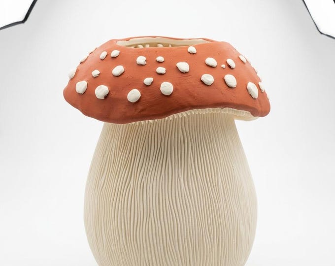 Mushroom Vase 3D Printed – Orange Polka Dot Toadstool, PLA+ Home Decor
