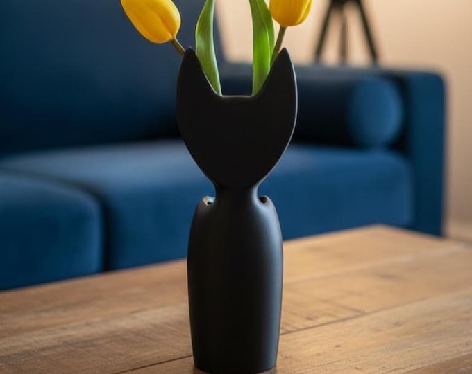Black Cat Vase, Cat Flower Vase, Kitty Bud Vase, Minimalist Cat Decor, Cat Lover Gift, 3D Printed PLA Vase, Small Flower Holder