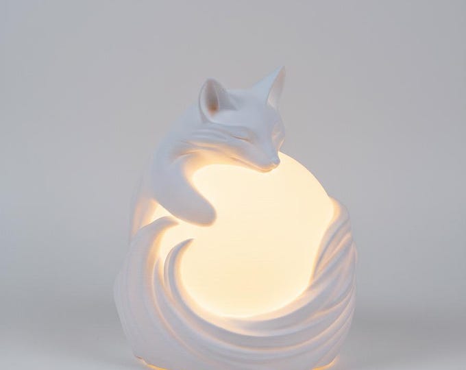 3D Printed Fox Sphere Table Lamp – Cozy Bedside Night Light 5.66 Inch, Nursery Ambient Lighting