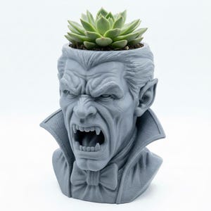 Vampire Head Planter – Gothic Succulent Pot, Halloween Plant Holder, 3D Printed Home Decor