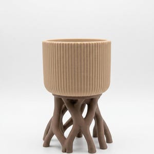 Root Stand Planter – Ribbed Cylinder Pot with Branch Base, Minimalist Desk Decor