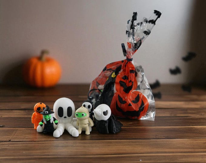 Halloween Flexi Fidget Toys: Articulated Pumpkin, Skull, Crow, Spider & Mummy