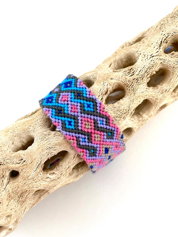 Diamond Friendship Bracelet | Fair Trade Bracelet Handmade in Guatemala -  Mayan Hands
