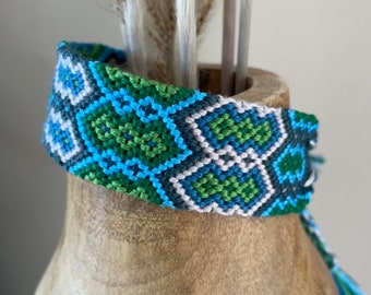 Friendship bracelet - wide - string - thread - knotted - macrame - woven - embroidery floss - green - blue - diamonds - handmade
