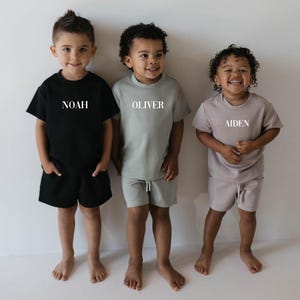 Ensemble t-shirt et short personnalisé pour tout-petit, personnalisé, ensemble personnalisé pour enfant, cadeau personnalisé pour enfant, t-shirt et short personnalisés