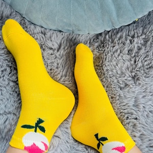 1 Pair Yellow Girls Socks Cute Cartoon Flower Pattern Comfortable Breathable Kids Socks Bright Color Floral Pattern Colorful Summer Spring