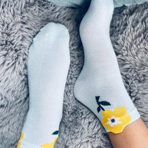 1 Pair Sky Blue Girls Socks Cute Cartoon Flower Pattern Comfortable Breathable Kids Socks Bright Color Floral Pattern Colorful Summer Spring
