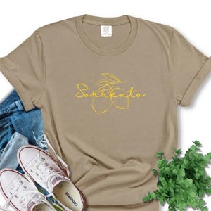 Sorrento Lemon Tee: Italy Travel Shirt, Minimalist Design afbeelding 3