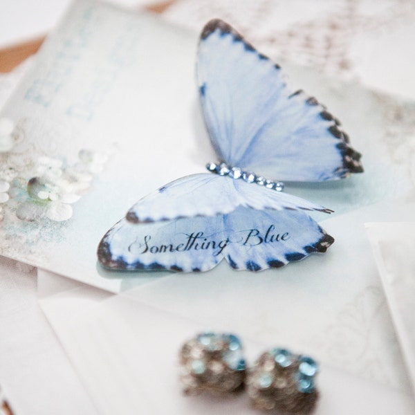 Quelque chose de papillon bleu | Soie et cristal| Cadeau de mariage personnalisé | Charm bouquet de mariée