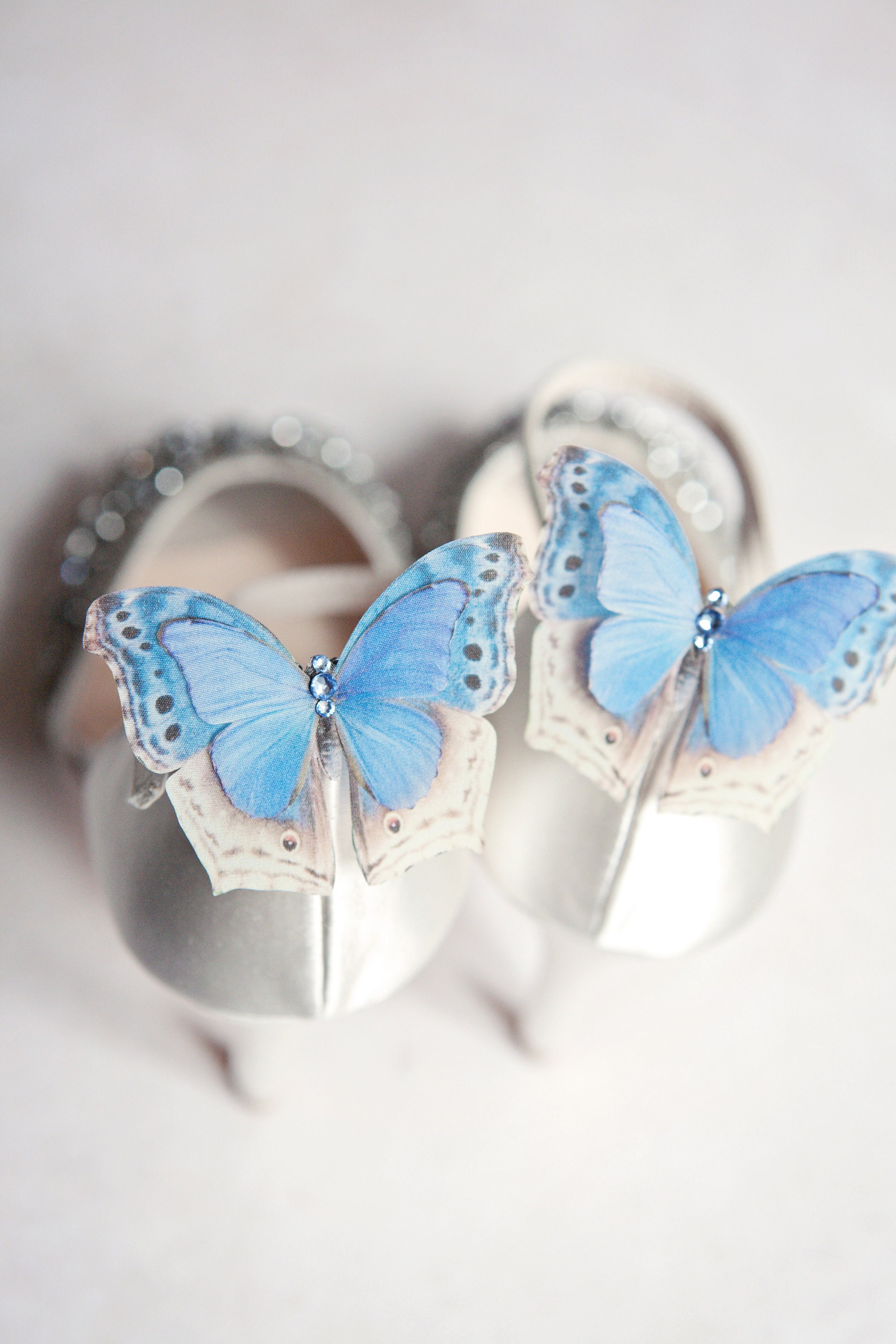 1pair White Rhinestone Decor Butterfly Shaped Shoe Clips For Diy Heels &  Flats, Detachable
