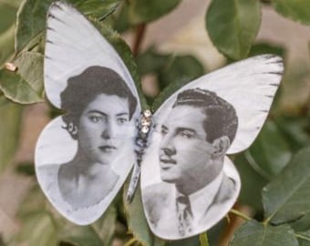 Recuerdo de mariposa con foto personalizada: seda y cristal. Regalo de condolencia significativo.