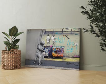 Suspected Banksy At Reading Prison In Pictures - Berkshire Live - Foto 10