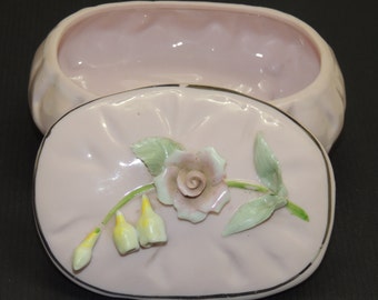 Vtg Pink Porcelain Oval Covered Trinket Box