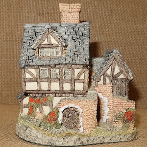 1983 The Bakehouse By David Winter, Original Box and COA Mint Condition