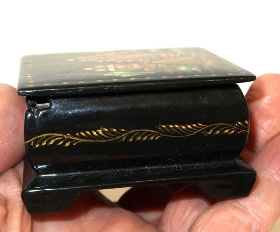 Vtg Signed Tiny Painted Lacquer Hinged Trinket Bo… - image 7