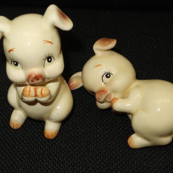 2 Lefton Vintage Pig Figurines