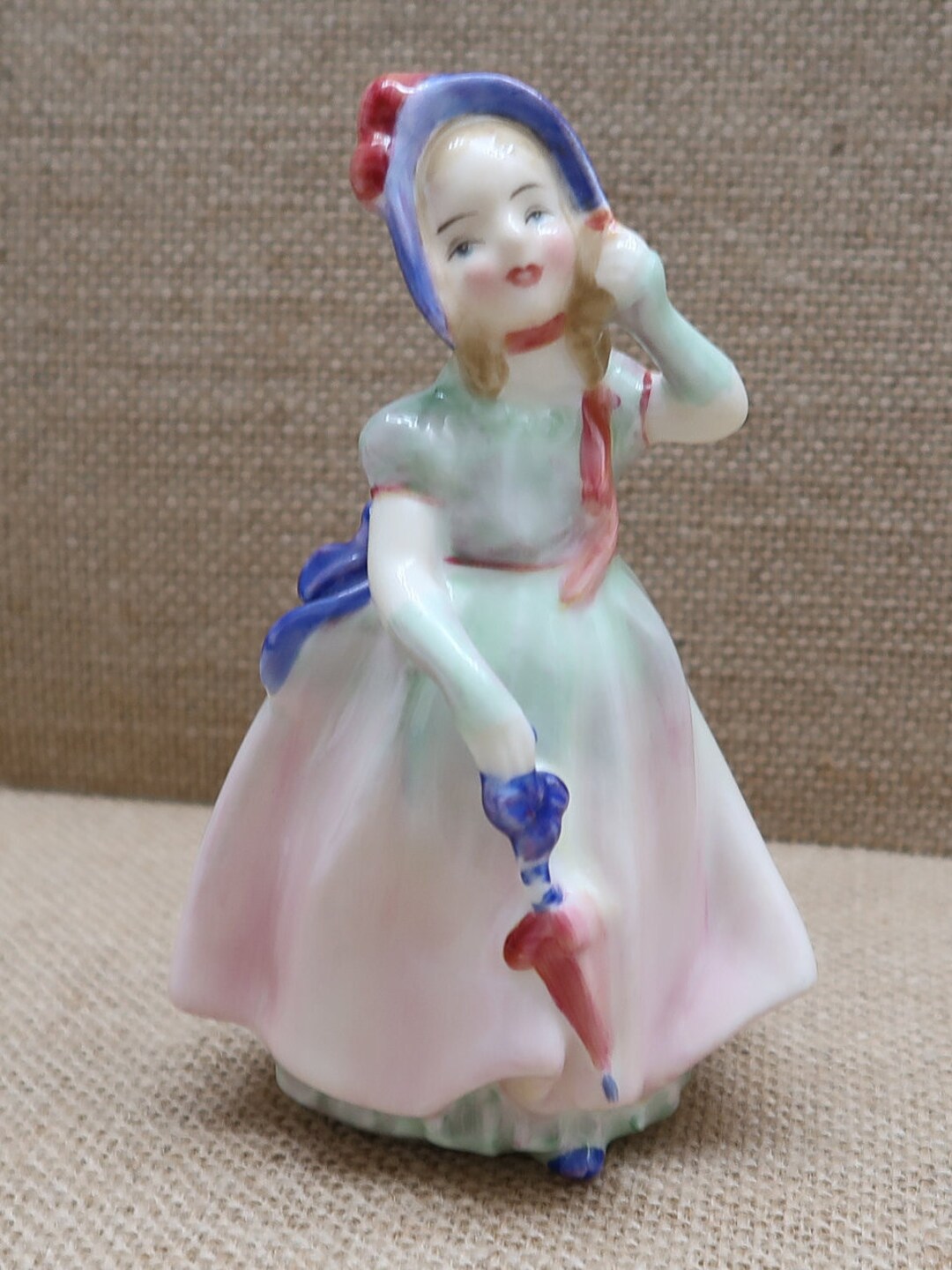 1935 Royal Doulton Figurine, babie - Etsy