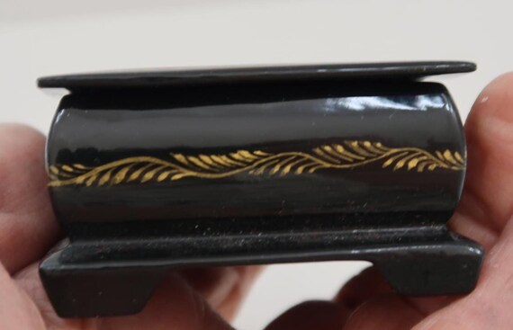 Vtg Signed Tiny Painted Lacquer Hinged Trinket Bo… - image 6