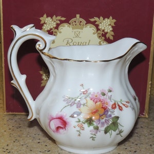 Royal Crown Derby Cream Pitcher &quot;Derby Posies&quot; in Original Box