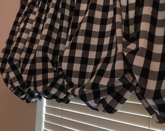 Black and White Check Balloon Valance Curtain with No Ruffle