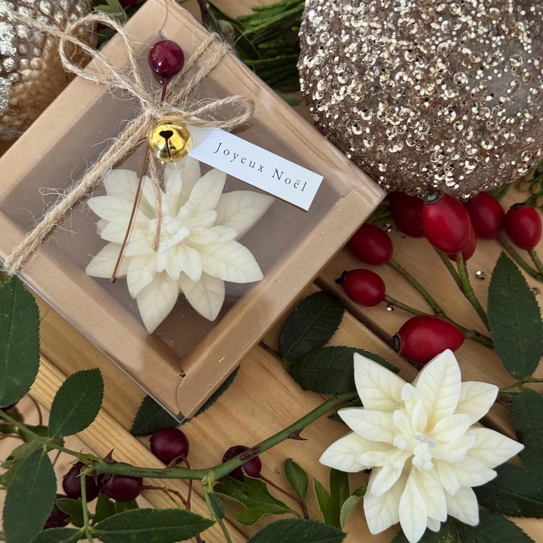 Bougie artisanale Fleur de Noël - à personnaliser
