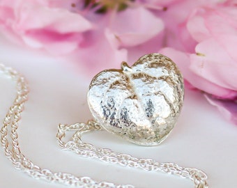 String of Hearts Necklace in Gold and Sterling Silver, Sweet Botanical Heart Pendant on Rope Chain