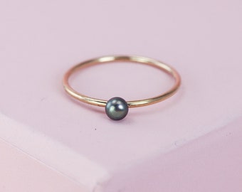 Black Pearl Ring, Stacking Ring in 14K Gold Fill, 14K Rose Gold Fill or Sterling Silver, Single Pearl Ring, Dark Peacock Pearl Ring