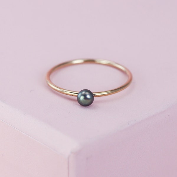 Black Pearl Ring, Stacking Ring in 14K Gold Fill, 14K Rose Gold Fill or Sterling Silver, Single Pearl Ring, Dark Peacock Pearl Ring