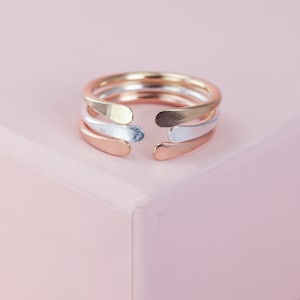 Set aus 3 gehämmerten Hufeisenringen in 14K Gelbgold, Roségoldfill oder Sterlingsilber, verstellbare Knöchelringe, Hufeisenschmuck