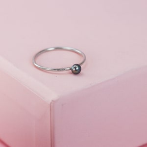 Black Pearl Ring, Stacking Ring in 14K Gold Fill, 14K Rose Gold Fill or Sterling Silver, Single Pearl Ring, Dark Peacock Pearl Ring image 4