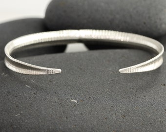 Cactus Spine Cuff in Sterling Silver, Silver Modern Cuff, Cactus Bracelet, Unique Designer Cuff, Minimalist Cuff Bracelet, Women Cuffs