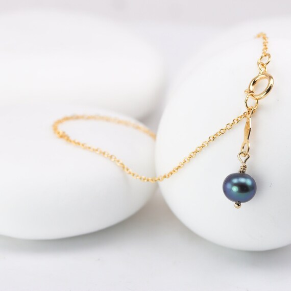 Gold Lariat Bracelet Light and Simple 