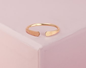 Smooth Hammered Gold Horseshoe Ring in Yellow or Rose Gold Fill or Sterling Silver, Knuckle Ring, Cuff Ring, Adjustable 2mm Ring, Great Gift