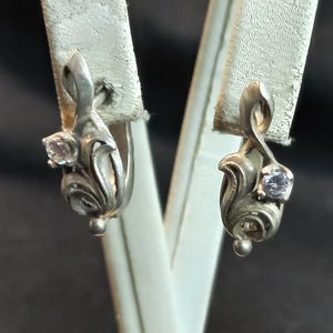 Antique Vintage Ukraine Ukrainian Sterling 925 Silver Ag Earrings Stone Fianit Cute Girl Woman Stylish Nice cubic zirconia Flower tulip old