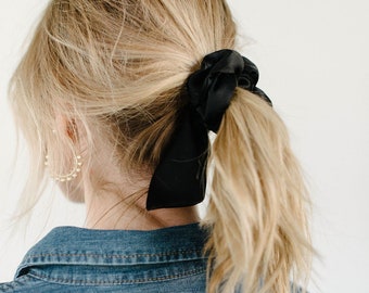 Silk Bow Scrunchie - Black