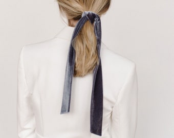 Velvet Skinny Scarf - Gray