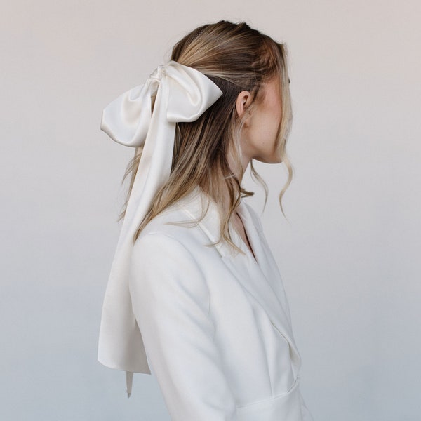 Silk Bridal Bow - Off-White