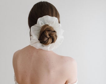 Silk Organza Scrunchie - Ivory