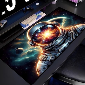 Space Cosmic Astronaut Galaxy Mouse Pad, XL Large Gaming Mousepad, Desk Pad Sci Fi Cosmic Nebula Mouse Mat for Gamers & Workstation Setup
