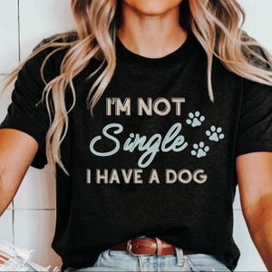 T-Shirt Dog Mom, Shirt Dog Lover, Gift Dog Owner, T-Shirt Dog Paw, Shirt for Mistress, Dog Sayings, Gift Dog Mom