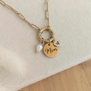 Personalized charm necklace - gold-plated stainless steel - Engraved "mom" locket - Mother's Day