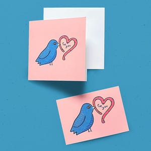 Handgetekende Wenskaart – Blauw Vogeltje met Hartje – For You Kaart – Duurzaam Gerecycled Papier – A6 of Vierkant – Met Envelop